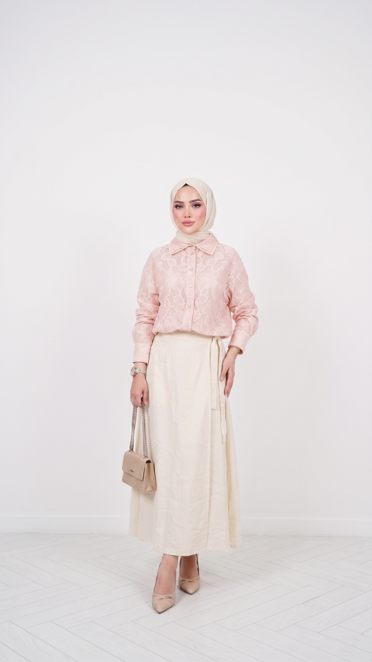 PEMBE ETEKLİ TAKIM