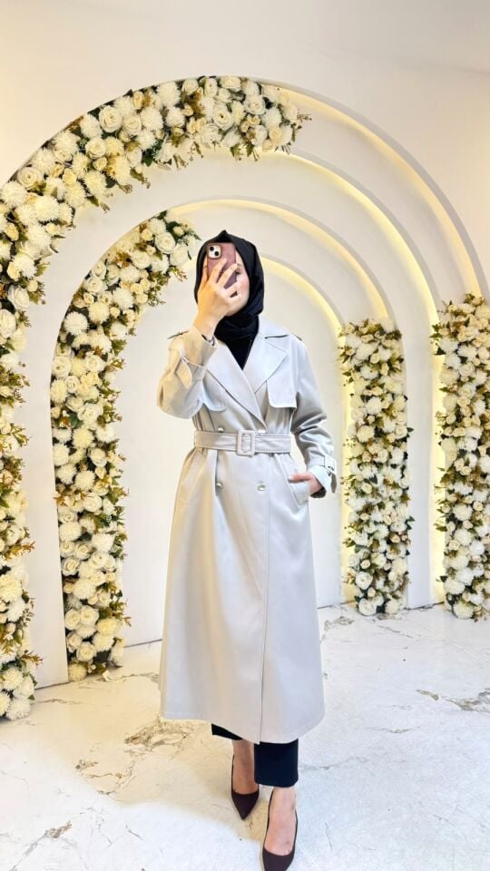 BELDEN KUŞAKLI GOLD DÜĞMELİ ASTARLI TRENÇKOT GRİ