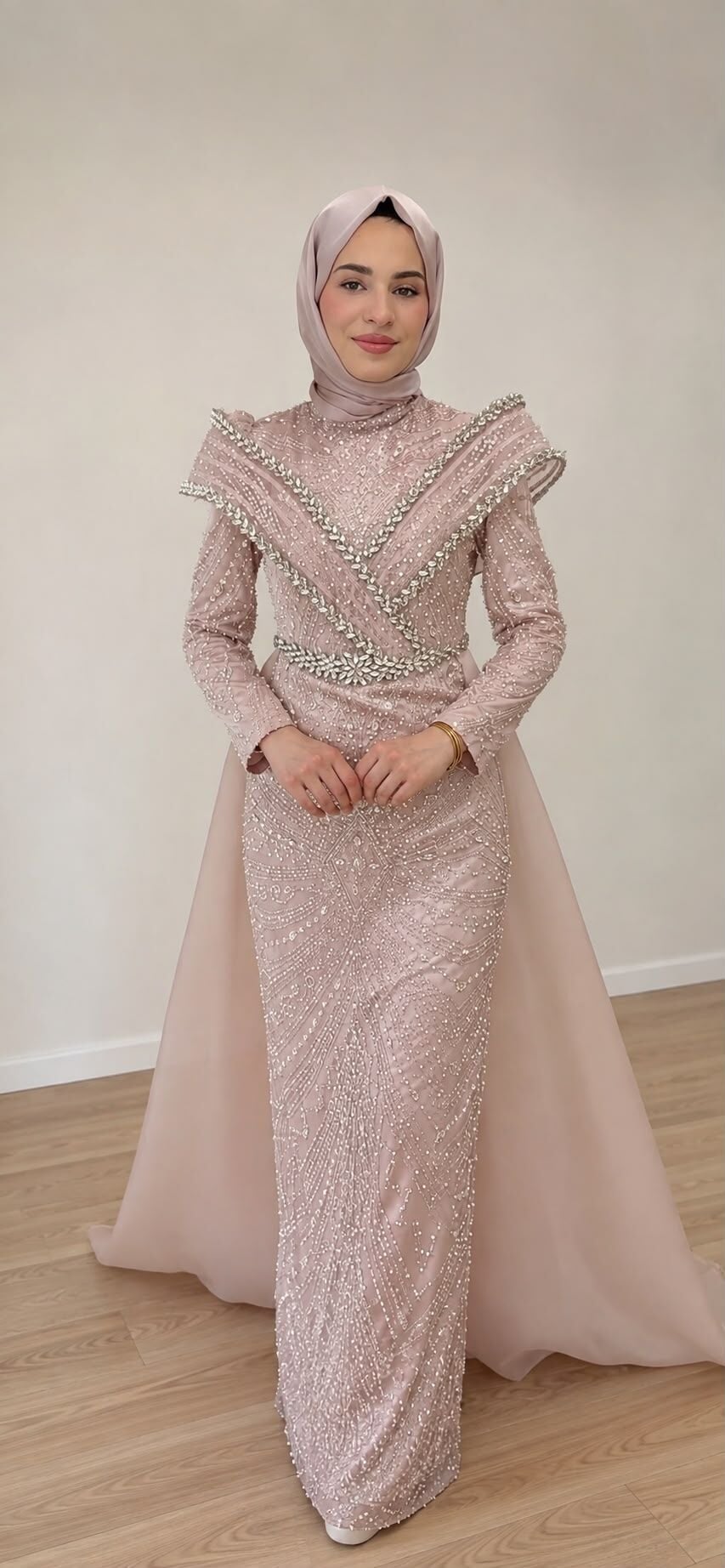 BELDEN PELERİNLİ TAŞ İŞLEMELİ TESETTÜR ABİYE PEMBE