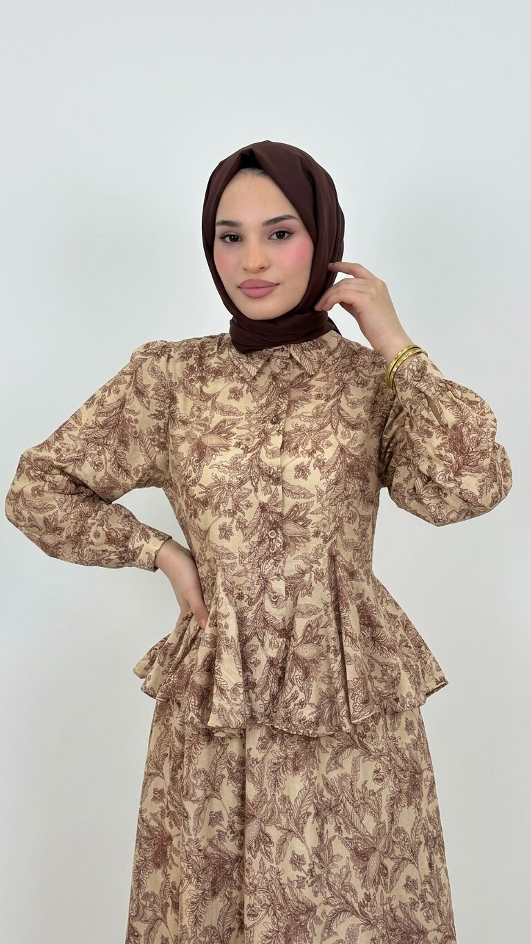DESENLİ ETEKLİ GÖMLEK TAKIM BEJ
