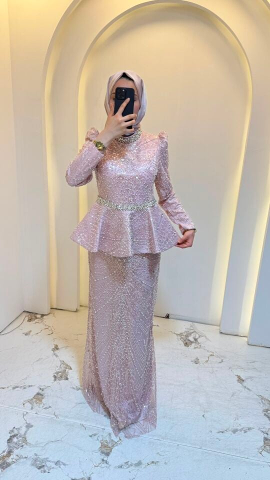 PİLE DETAYLI TAŞ İŞLEMELİ TESETTÜR ABİYE TOZ PEMBE