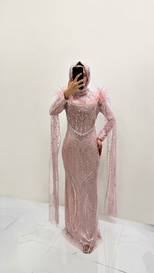 TÜYLÜ PELERİNLİ BALIK MODEL TESETTÜR ABİYE TOZ PEMBE