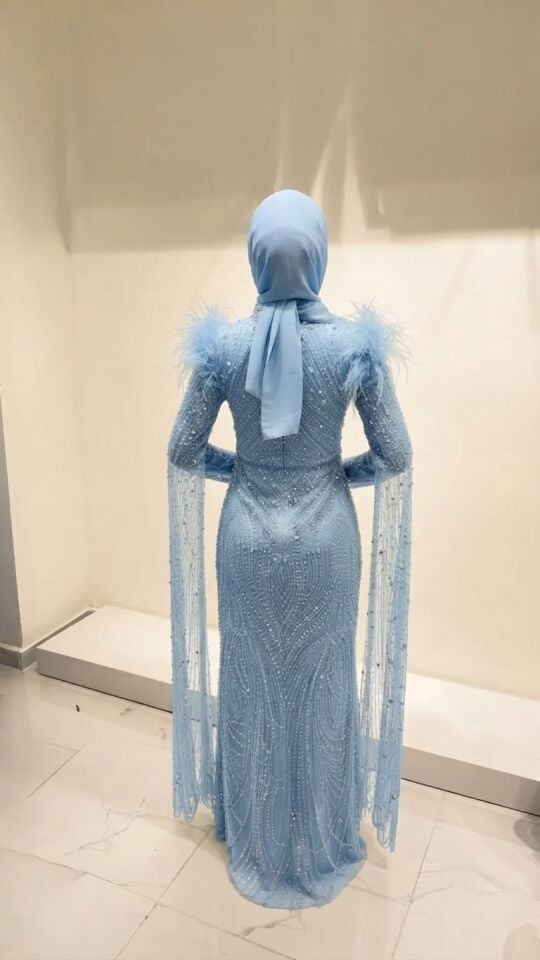 TÜYLÜ PELERİNLİ BALIK MODEL TESETTÜR ABİYE MAVİ