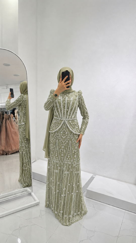 BONCUK İŞLEMELİ PEPLUM DETAYLI YEŞİL TESETTÜR ABİYE ELBİSE